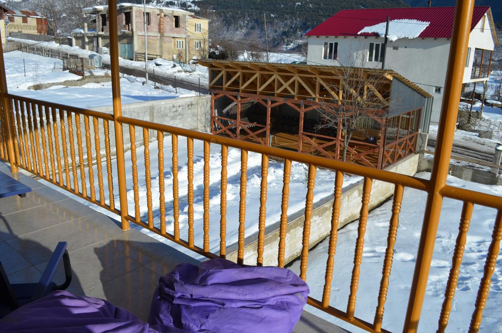 Guesthouse Qarim Mestia Kültér fotó