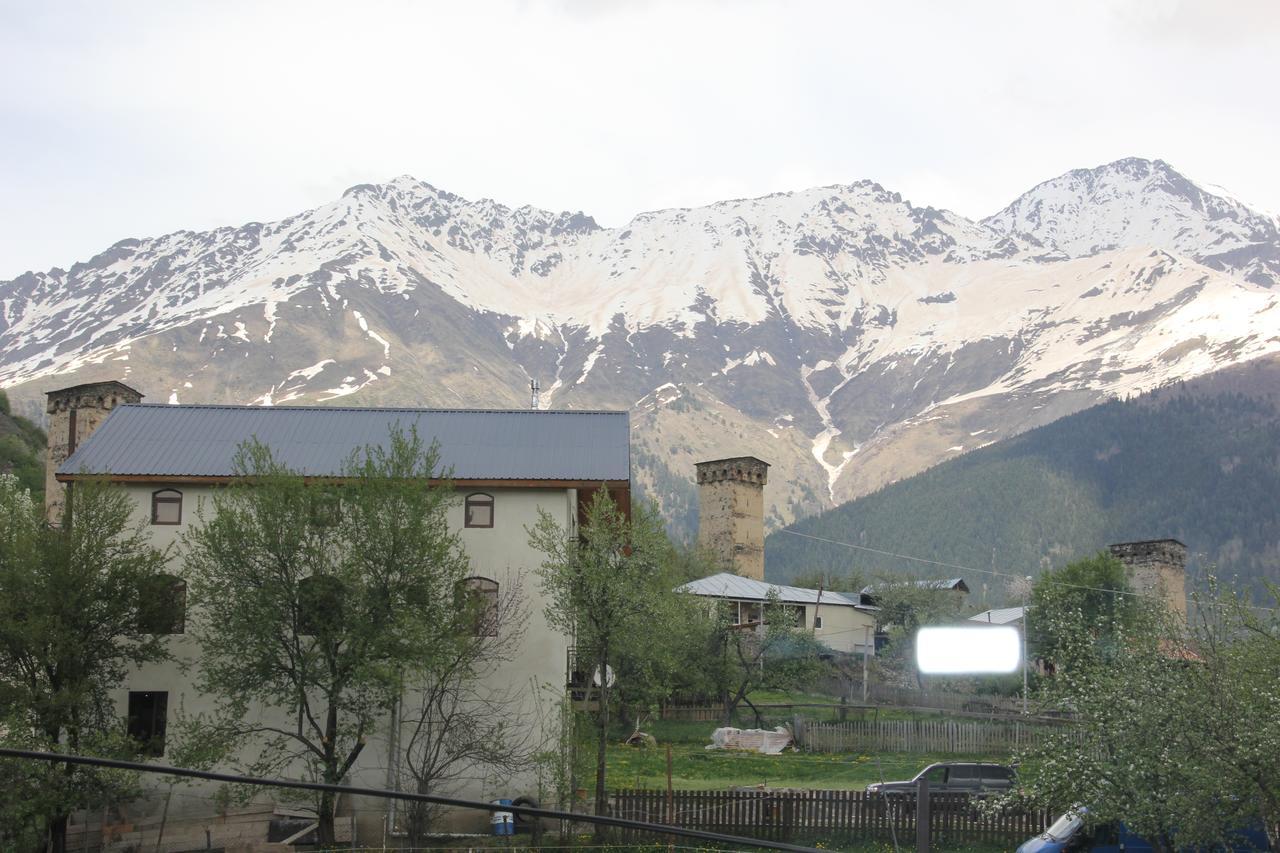 Guesthouse Qarim Mestia Kültér fotó