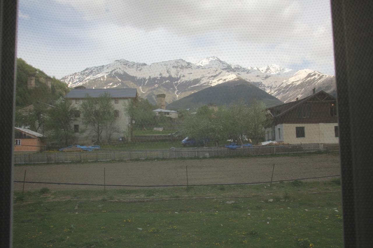 Guesthouse Qarim Mestia Kültér fotó