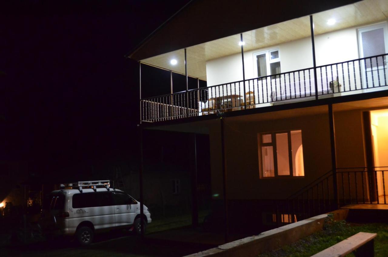 Guesthouse Qarim Mestia Kültér fotó