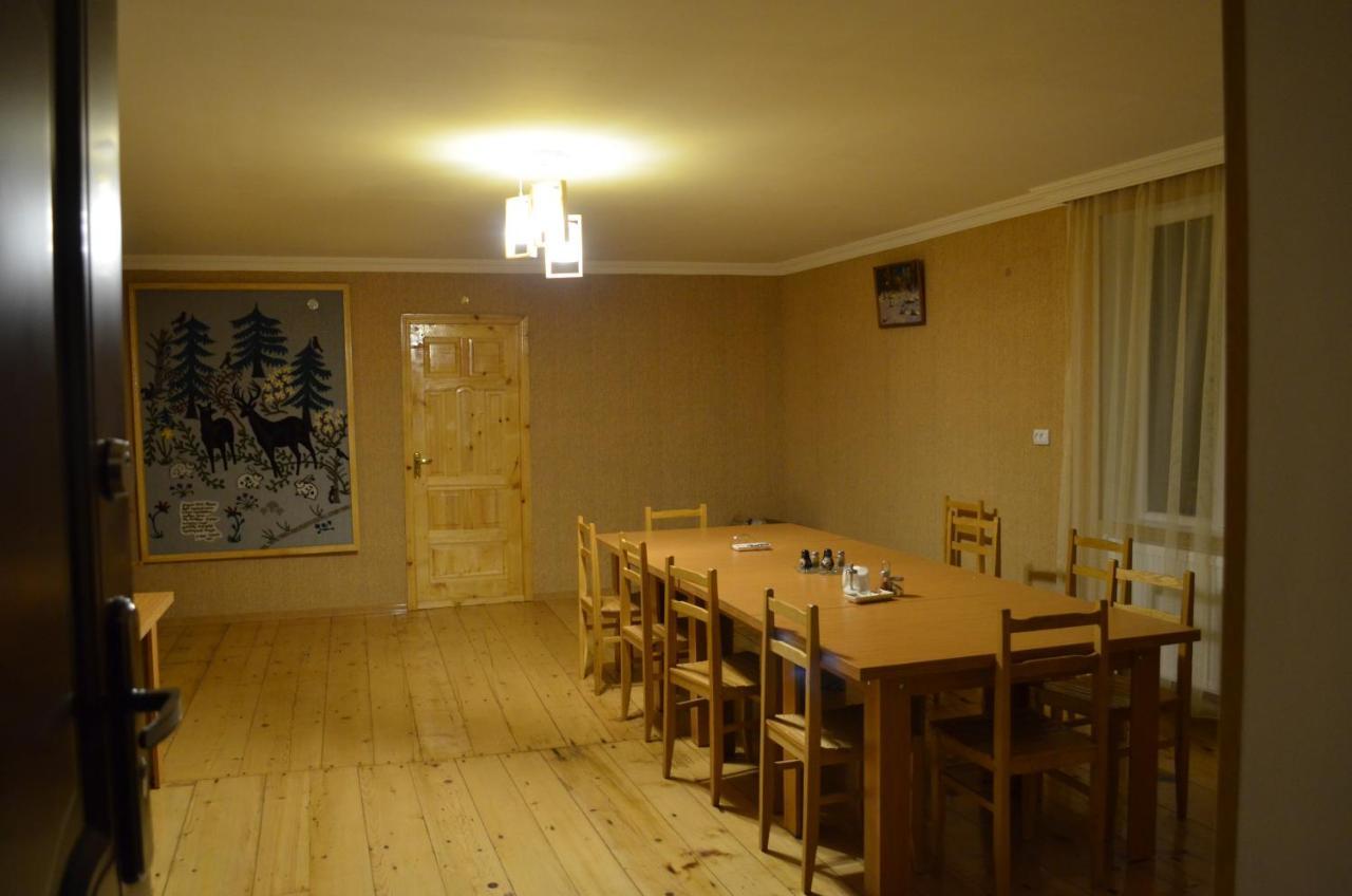 Guesthouse Qarim Mestia Kültér fotó