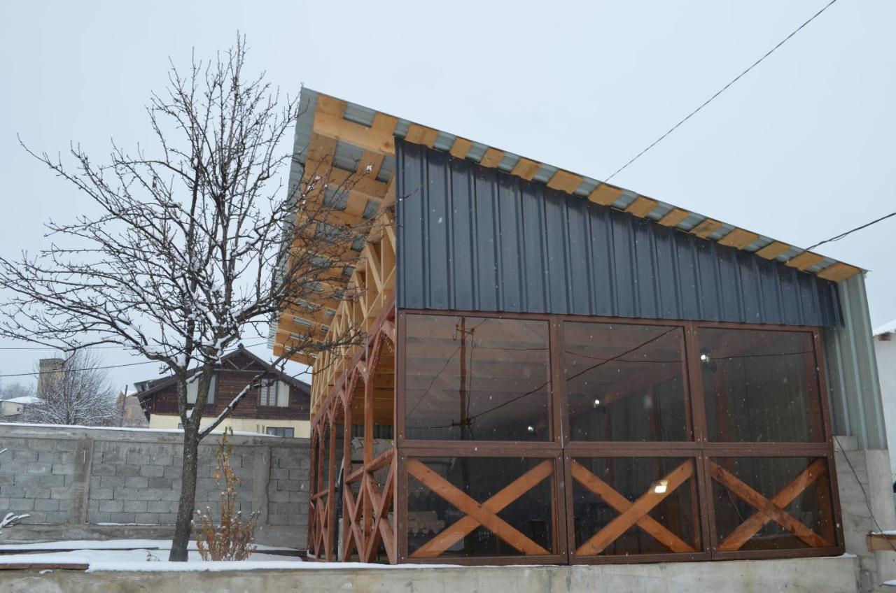 Guesthouse Qarim Mestia Kültér fotó