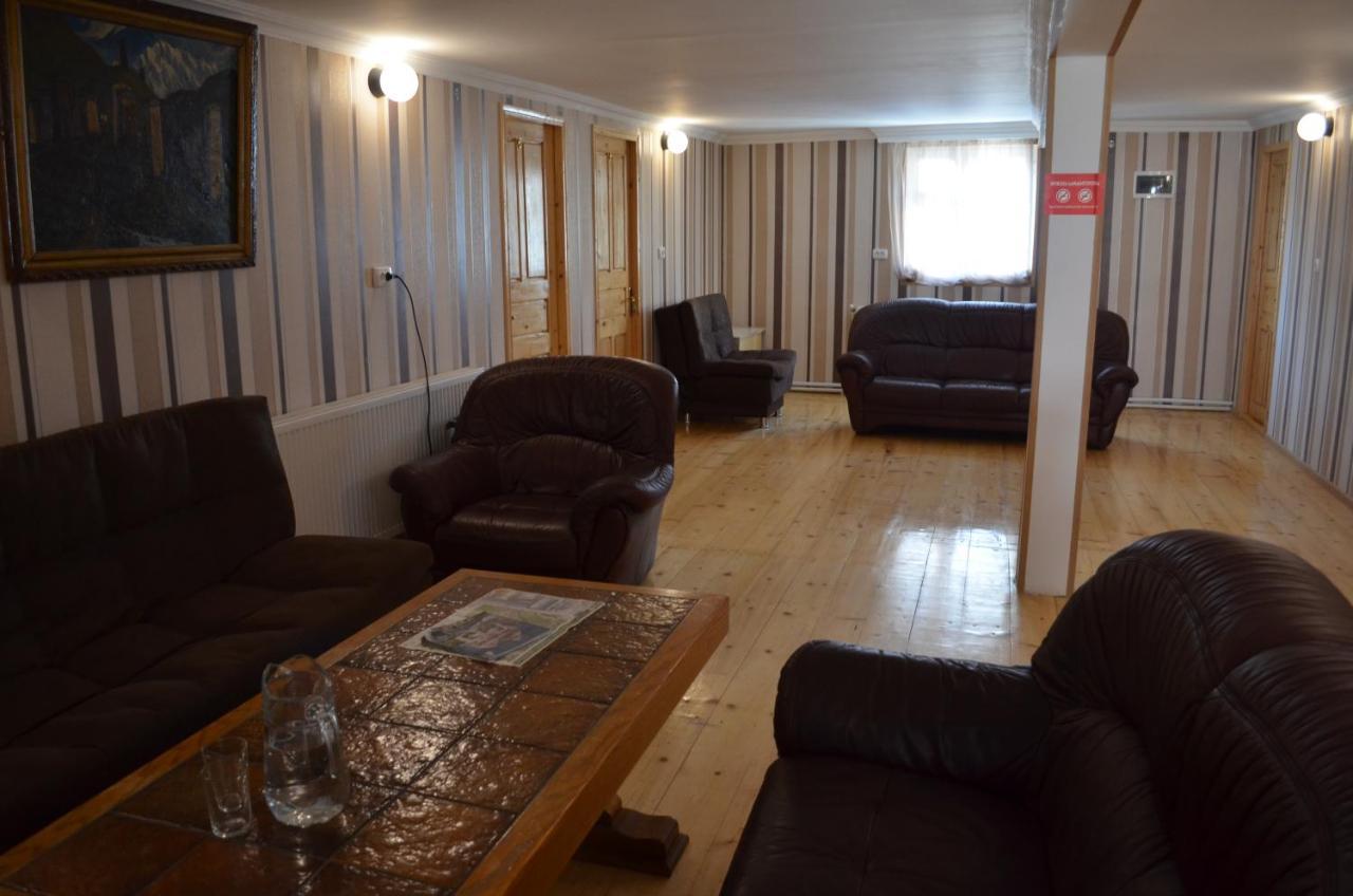Guesthouse Qarim Mestia Kültér fotó
